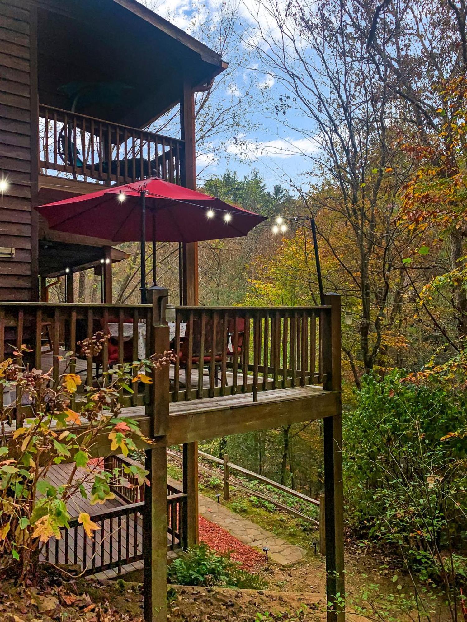 Amazing Creek View Cabin W/ Hot Tub, Firepit & Pool Table Ellijay Extérieur photo